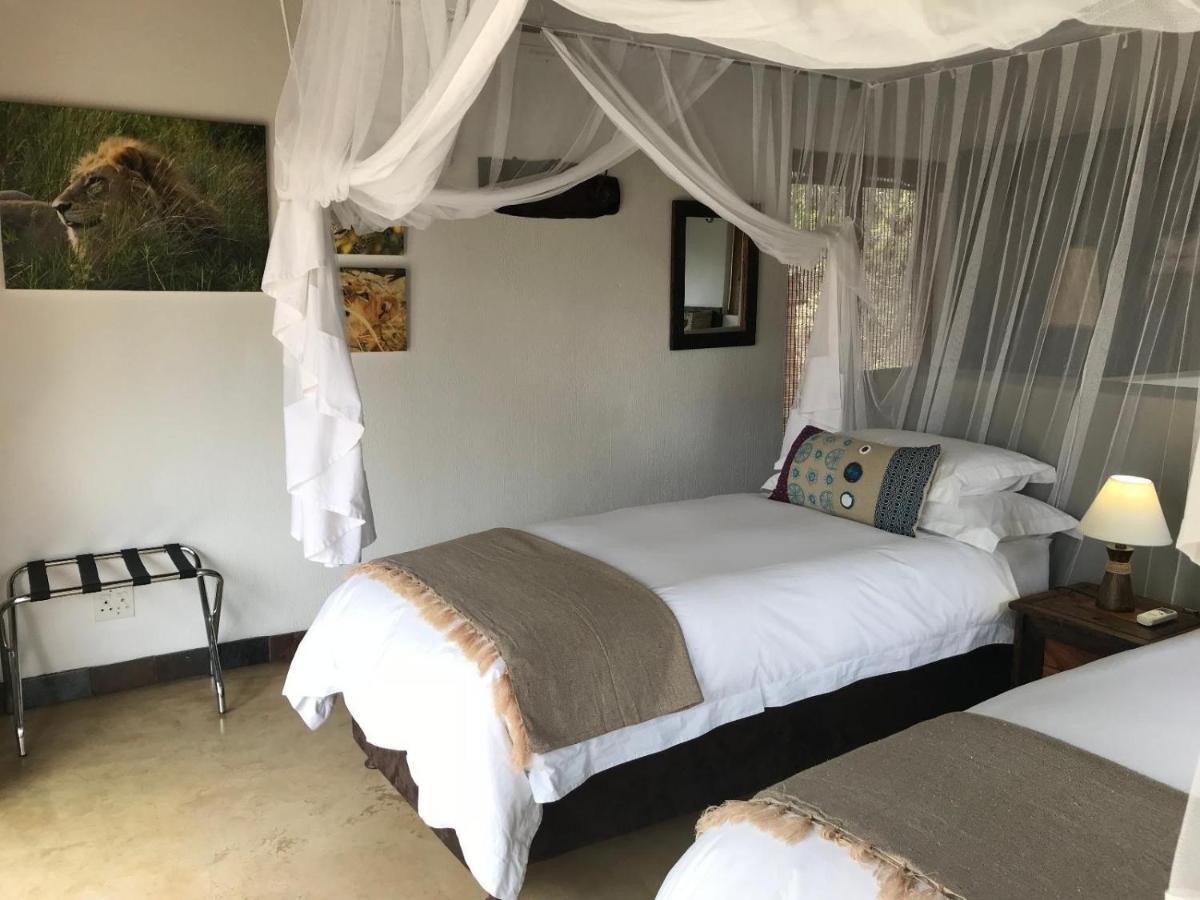 11 Raptors Lodge Hoedspruit Bagian luar foto