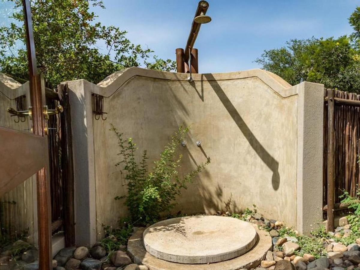 11 Raptors Lodge Hoedspruit Bagian luar foto